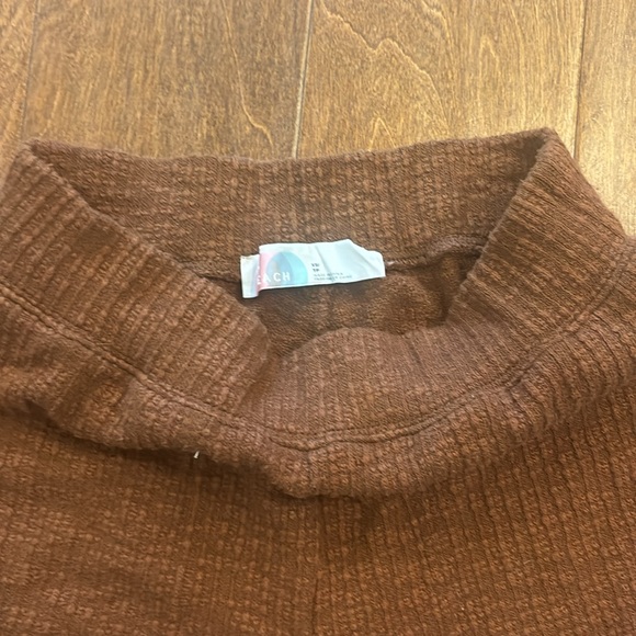 Free people xs super cute high waisted shorts - Picture 2 of 3